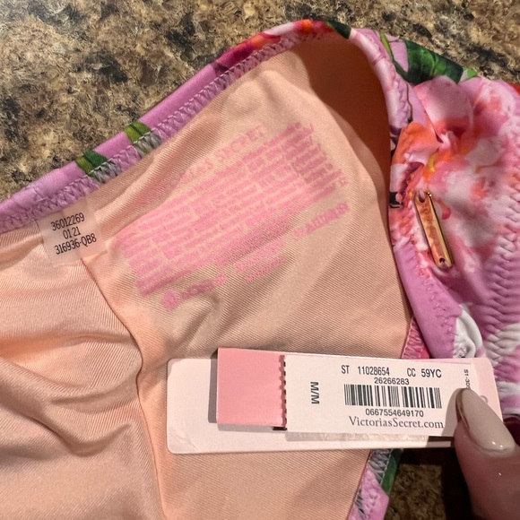 NWT Victoria's Secret Rouched Cheeky Floral Swim Bikini Bittom Medium - Picture 4 of 4